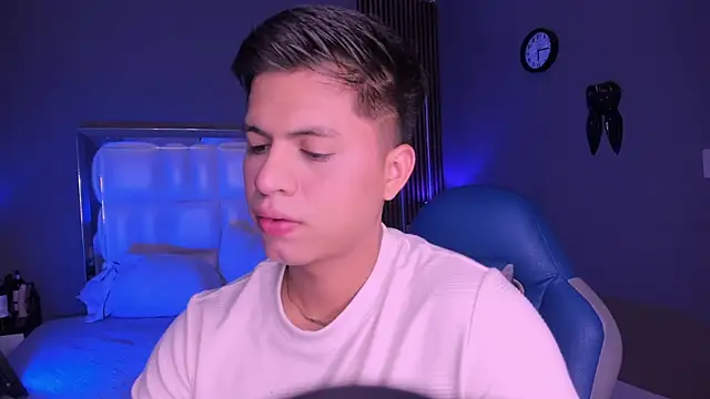 Snapshot of Niicky1_ chatting on 8, 9, 2025 Niicky1  online show from 8, 9, 2025