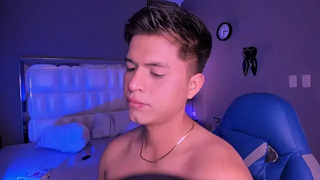 Snapshot of Niicky1_ chatting on 10, 9, 2025 Niicky1  online show from 10, 9, 2025