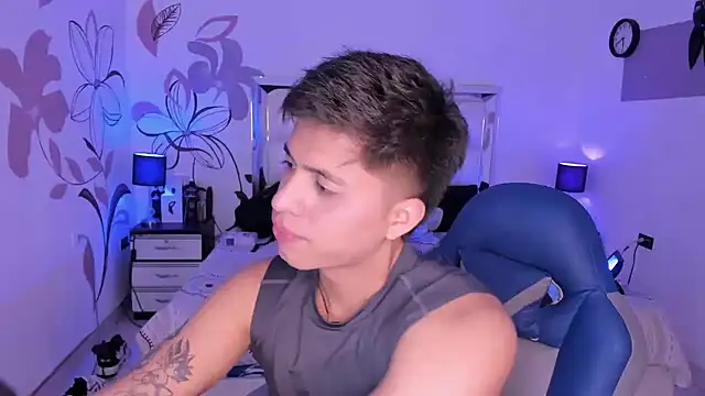 Snapshot of Niicky1_ chatting on 9, 2, 2025 Niicky1  online show from 9, 2, 2025