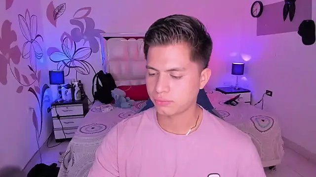 Snapshot of Niicky1_ chatting on 13, 2, 2025 Niicky1  online show from 13, 2, 2025