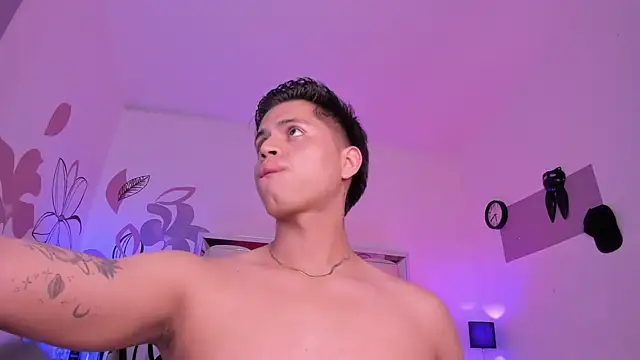 Snapshot of Niicky1_ chatting on 14, 2, 2025 Niicky1  online show from 14, 2, 2025