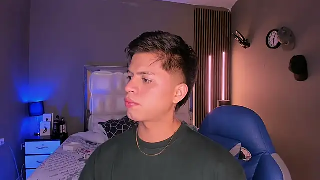 Snapshot of Niicky1_ chatting on 15, 3, 2025 Niicky1  online show from 15, 3, 2025