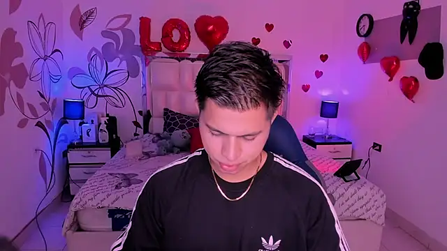 Snapshot of Niicky1_ chatting on 16, 2, 2025 Niicky1  online show from 16, 2, 2025