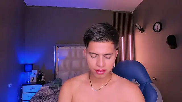 Snapshot of Niicky1_ chatting on 13, 3, 2025 Niicky1  online show from 13, 3, 2025