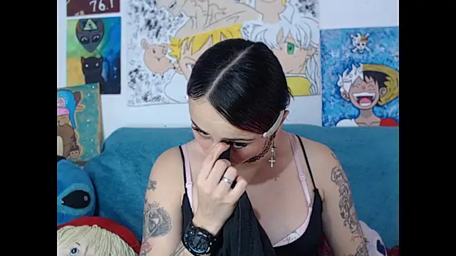 kitty22  online show from 15, 4, 2026