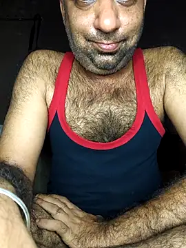 Snapshot of lund_lol chatting on 4, 10, 2025 lund lol online show from 4, 10, 2025