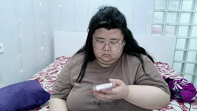 Nadine asian online show from 19, 4, 2026