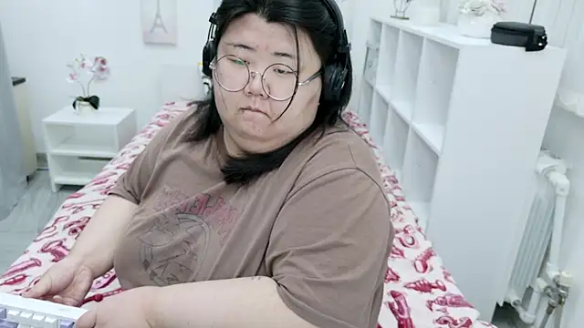 Nadine asian online show from 19, 2, 2026