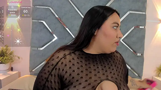 LucciaPorter online show from 10, 4, 2026