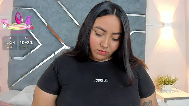 LucciaPorter online show from 5, 1, 2026