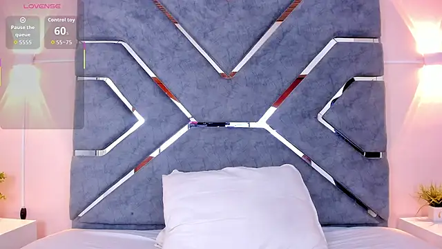 LucciaPorter online show from 22, 11, 2025