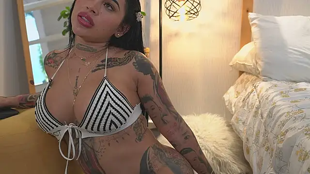 Sofhia cruz online show from 14, 5, 2026