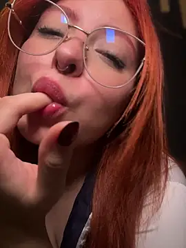 izyzys baker online show from 7, 6, 2026
