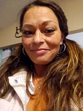 Snapshot of Erotic_and_Exotic chatting on 4, 5, 2026 Erotic and Exotic online show from 4, 5, 2026