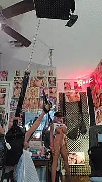 luvs2cumm69 online show from 29, 11, 2025