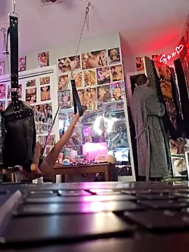 luvs2cumm69 online show from 26, 2, 2025