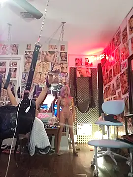 luvs2cumm69 online show from 16, 10, 2025