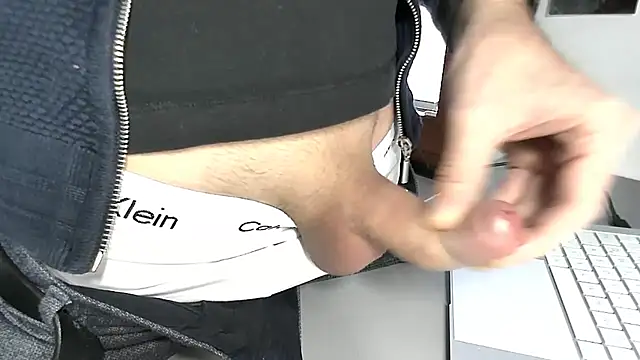 sperma tributes online show from 7, 1, 2026