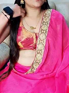 Traditional Housewife  online show from 10, 9, 2025