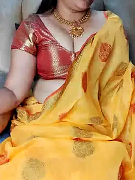 Traditional Housewife  online show from 20, 2, 2025