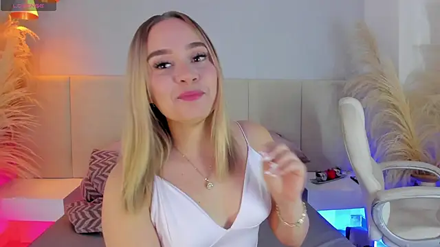 sofia pamela online show from 28, 2, 2026