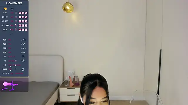 Snapshot of Lee_yoo chatting on 4, 4, 2026 Lee yoo online show from 4, 4, 2026