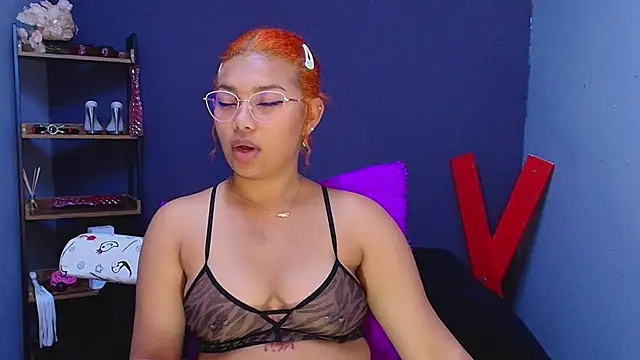 Snapshot of JadaRoberts chatting on 18, 2, 2025 JadaRoberts online show from 18, 2, 2025