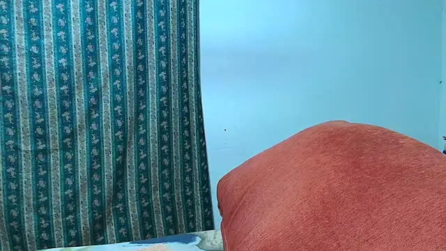 kendalkitty1 online show from 11, 1, 2026