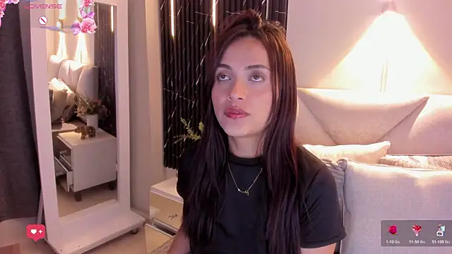 Snapshot of katrina_kaif_x chatting on 18, 5, 2026 katrina kaif x online show from 18, 5, 2026