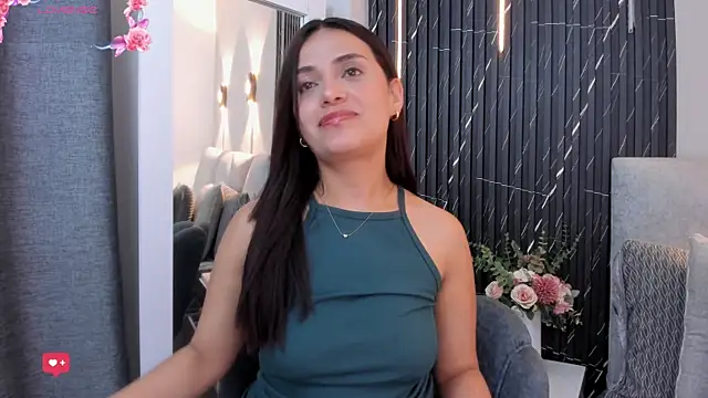 Snapshot of katrina_kaif_x chatting on 1, 6, 2026 katrina kaif x online show from 1, 6, 2026