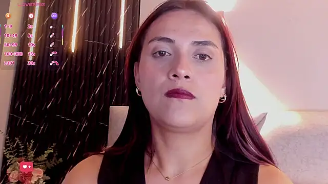 Snapshot of katrina_kaif_x chatting on 18, 10, 2025 katrina kaif x online show from 18, 10, 2025