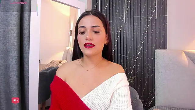 Snapshot of katrina_kaif_x chatting on 28, 11, 2025 katrina kaif x online show from 28, 11, 2025