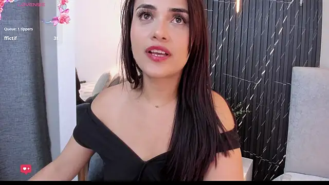 Snapshot of katrina_kaif_x chatting on 28, 4, 2026 katrina kaif x online show from 28, 4, 2026