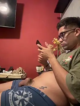 Magicerosxx69 online show from 16, 11, 2025