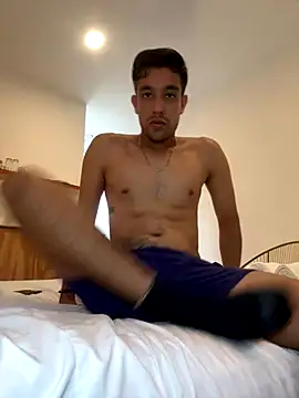 Magicerosxx69 online show from 10, 10, 2025