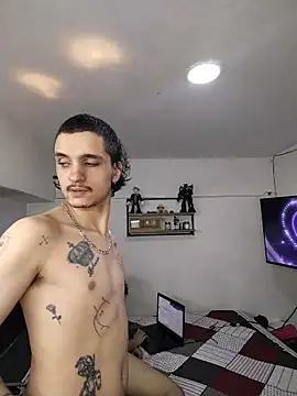 Snapshot of TheKing6ix9ine69 chatting on 1, 7, 2026 TheKing6ix9ine69 online show from 1, 7, 2026