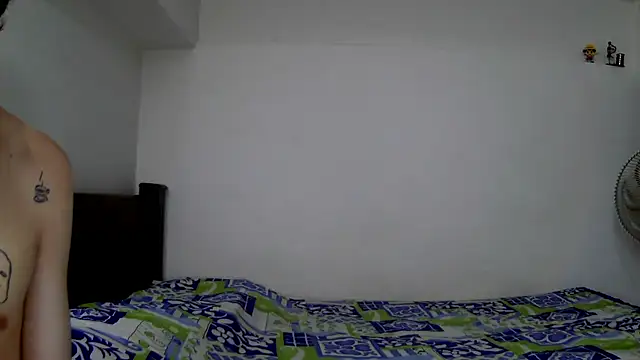 Snapshot of TheKing6ix9ine69 chatting on 12, 1, 2025 TheKing6ix9ine69 online show from 12, 1, 2025