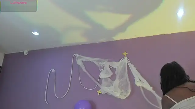 Snapshot of lanna_bx chatting on 13, 10, 2025 lanna bx online show from 13, 10, 2025