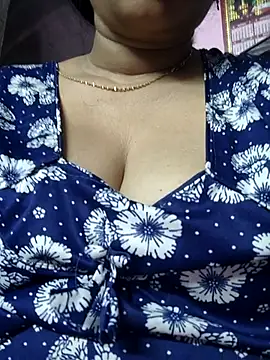 Snapshot of Ritasingh-0461 chatting on 9, 9, 2025 Ritasingh-0461 online show from 9, 9, 2025
