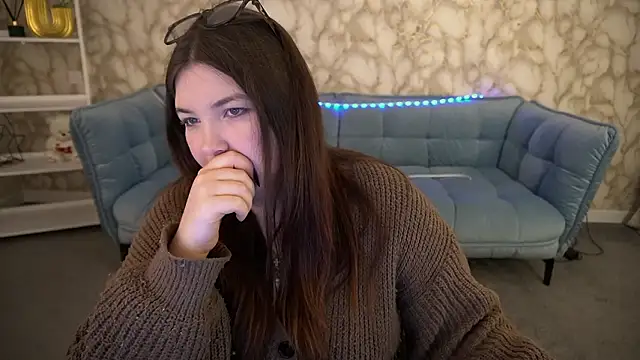 RosieMoons online show from 3, 2, 2026