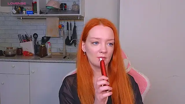 Snapshot of Radiants_two chatting on 9, 6, 2026 Radiants two online show from 9, 6, 2026
