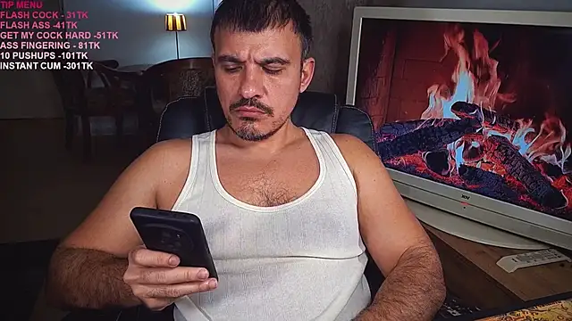 Snapshot of officeman7 chatting on 7, 3, 2025 officeman7 online show from 7, 3, 2025