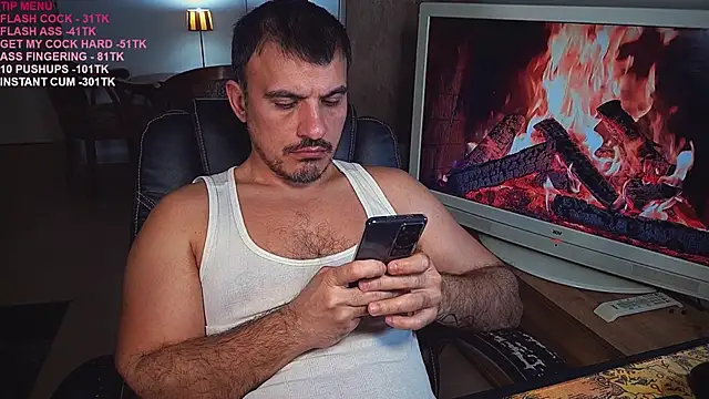 Snapshot of officeman7 chatting on 6, 3, 2025 officeman7 online show from 6, 3, 2025