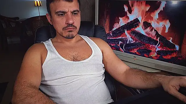 Snapshot of officeman7 chatting on 15, 2, 2025 officeman7 online show from 15, 2, 2025