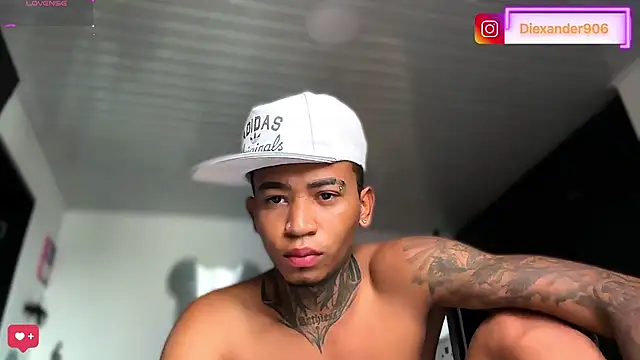 sexy blacks  online show from 29, 7, 2026