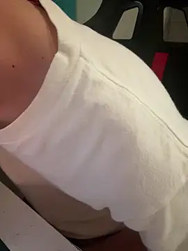 wangjian2324 online show from 19, 12, 2025