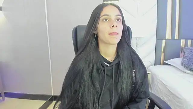 ChloeHarper  online show from 19, 2, 2026