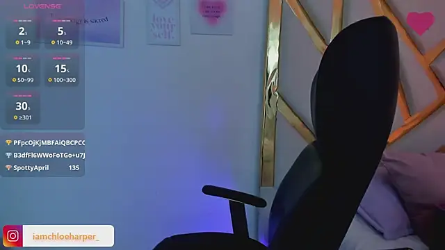 ChloeHarper  online show from 12, 11, 2025