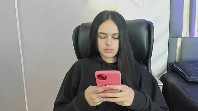 ChloeHarper  online show from 3, 4, 2026