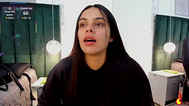 ChloeHarper  online show from 7, 10, 2025